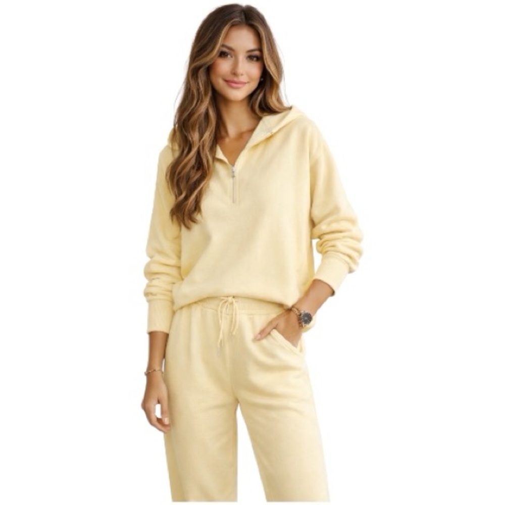 NWT Katydid Soft Yellow Lounge Set NWT